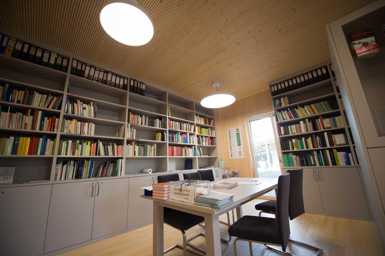 Innenansicht: Donauschwäbische Bibliothek